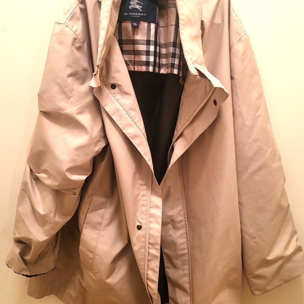 New Burberry London Hoodie Hooded Jacket Polyester Cotton Rain Coat Medium
